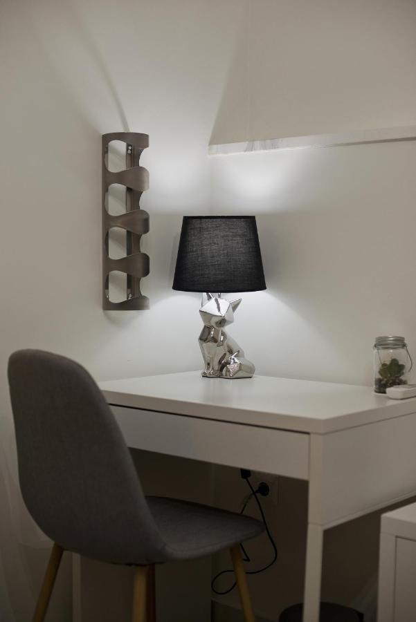 Thiseio Central Apartment เอเธนส์ ภายนอก รูปภาพ
